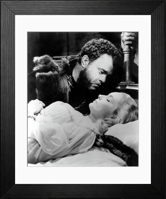 Framed Print : THE TRAGEDY OF OTHELLO: THE MOOR OF VENICE, Orson Welles, Suzanne Cloutier, 1952