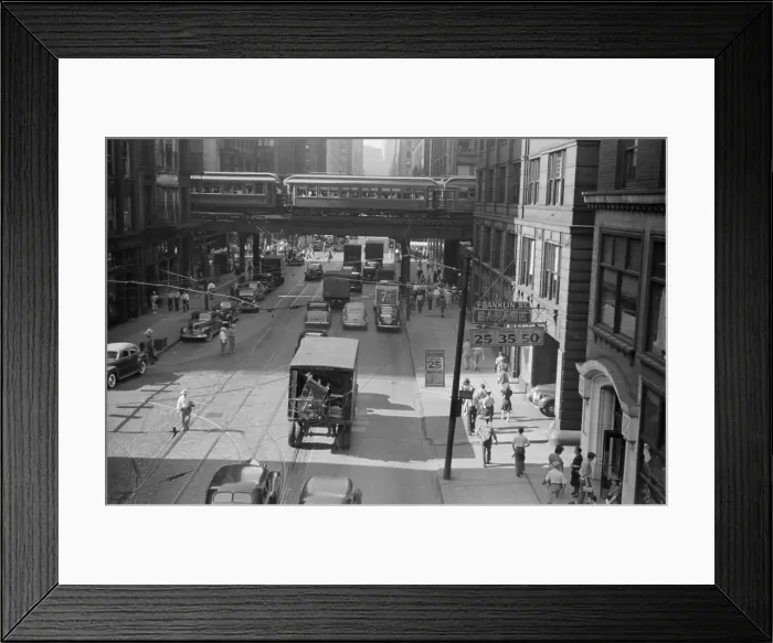 Framed Print : The Chicago Elevated Railroad at Franklin Street. July 1941
