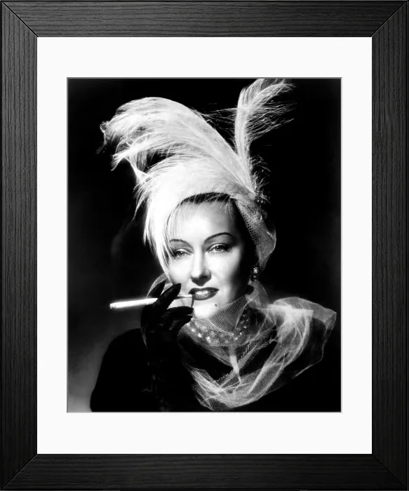 Framed Print : SUNSET BOULEVARD, Gloria Swanson, 1950 Framed Print : SUNSET BOULEVARD, Gloria Swanson, 1950