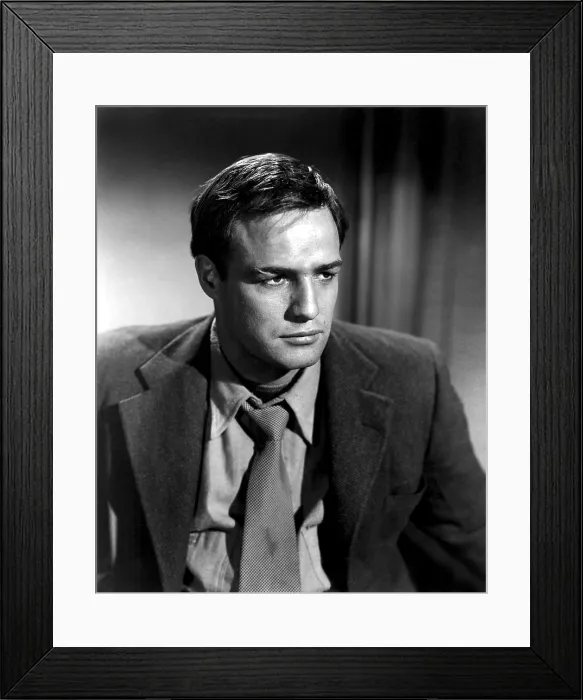 Framed Print : ON THE WATERFRONT, Marlon Brando, 1954