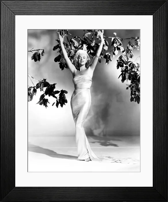 Framed Print : ON THE DOUBLE, Diana Dors, 1961 Framed Print : ON THE DOUBLE, Diana Dors, 1961