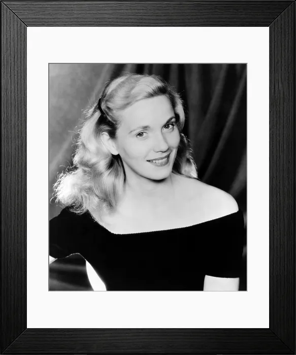 Framed Print : ON THE WATERFRONT, Eva Marie Saint, 1954
