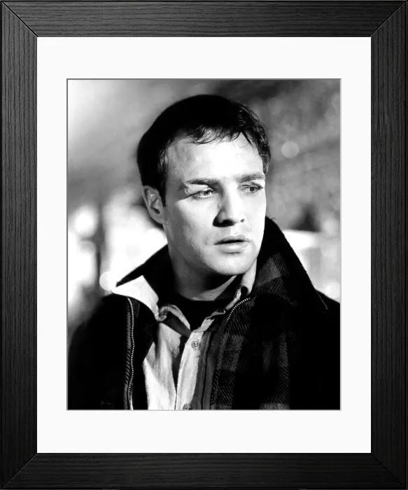 Framed Print : ON THE WATERFRONT, Marlon Brando, 1954