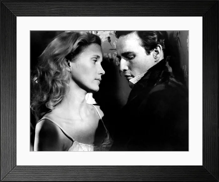 Framed Print : ON THE WATERFRONT, Eva Marie Saint, Marlon Brando, 1954