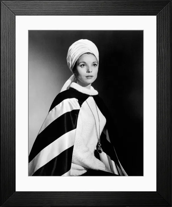 Framed Print : THE V.I.P.S, Elsa Martinelli, 1963 Framed Print : THE V.I.P.S, Elsa Martinelli, 1963