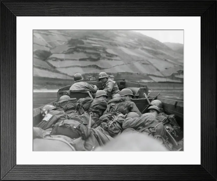 Framed Print : American soldiers make crossing Rhine at Oberwesel, in amphibious truck called Dukw'. The 89th Division, 3rd U.S. Army. March 29, 1945. Germany, World War 2