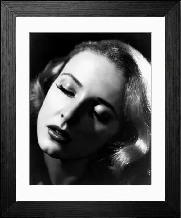 Framed Print : THE LOCKET, Laraine Day, 1946