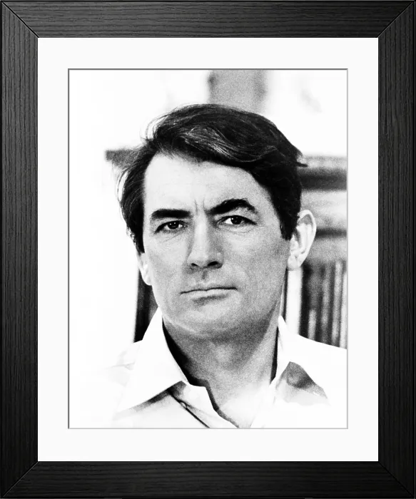 Framed Print : ARABESQUE, Gregory Peck, 1966