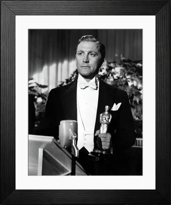 Framed Print : THE BAD AND THE BEAUTIFUL, Kirk Douglas, 1952