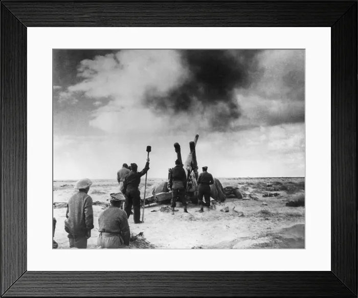 Framed Print : British artillery shelling an enemy position in Libya during World War 2. Ca. 1941-42. (BSLOC_2014_10_1)
