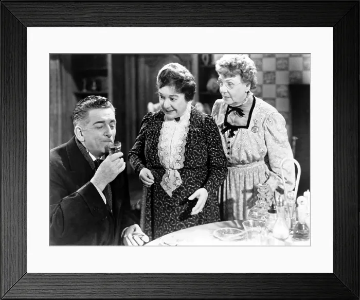 Framed Print : ARSENIC AND OLD LACE, Edward Everett Horton, Josephine Hull, Jean Adair, 1944