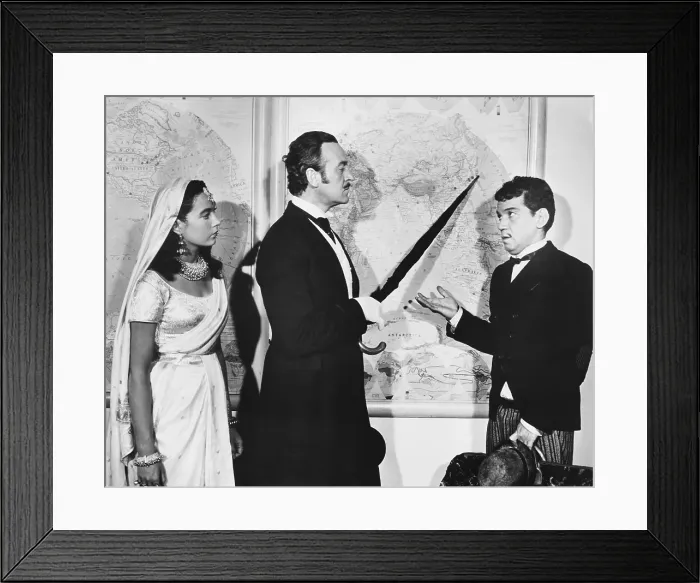 Framed Print : AROUND THE WORLD IN 80 DAYS, (aka AROUND THE WORLD IN EIGHTY DAYS), from left, Shirley MacLaine, David Niven, Cantinflas, 1956