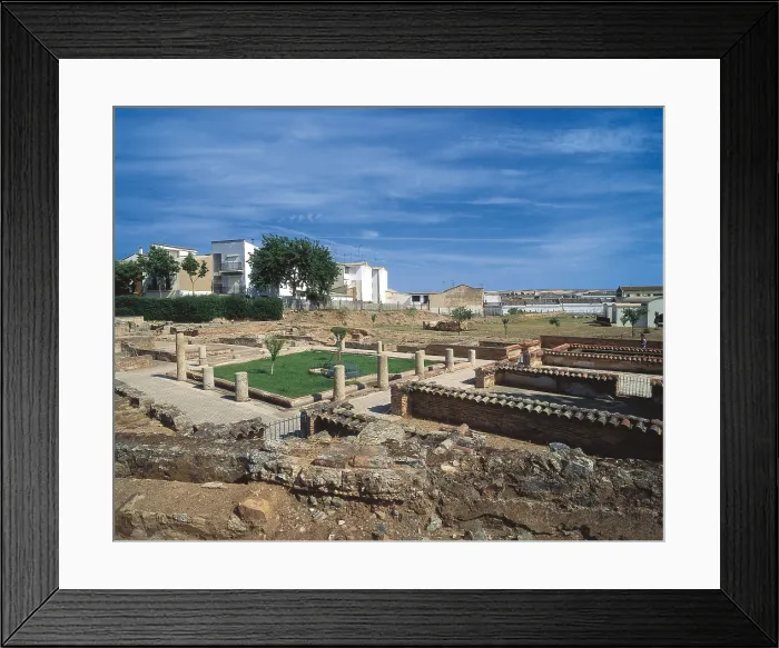 Framed Print : SPAIN. EXTREMADURA. BADAJOZ. Merida. Emerita Augusta. Amphitheatre House. - J. Bedmar / Iberfoto / Everett Collection (288132)**US SALES ONLY**