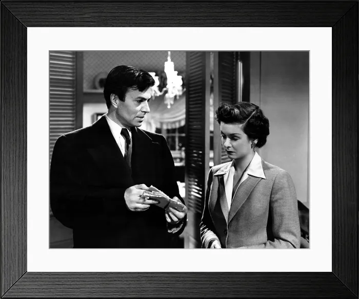 Framed Print : THE RECKLESS MOMENT, James Mason, Joan Bennett, 1949 Framed Print : THE RECKLESS MOMENT, James Mason, Joan Bennett, 1949