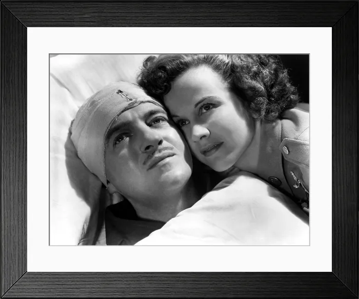Framed Print : A MATTER OF LIFE AND DEATH, (aka STAIRWAY TO HEAVEN), David Niven, Kim Hunter, 1946