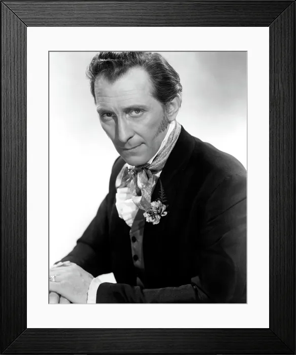 Framed Print : THE REVENGE OF FRANKENSTEIN, Peter Cushing, 1958 Framed Print : THE REVENGE OF FRANKENSTEIN, Peter Cushing, 1958