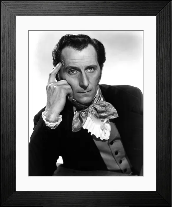 Framed Print : THE REVENGE OF FRANKENSTEIN, Peter Cushing, 1958