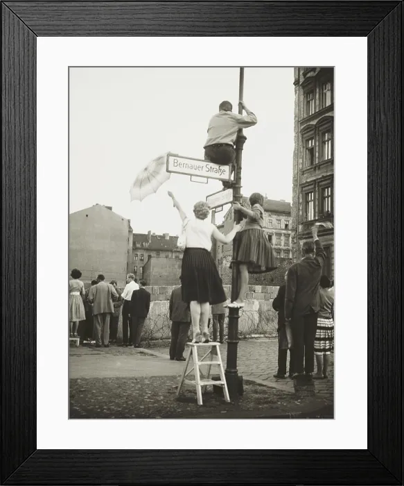 Framed Print : West Berliners in the French sector waved to friends and relatives in East Berlin Framed Print : West Berliners in the French sector waved to friends and relatives in East Berlin