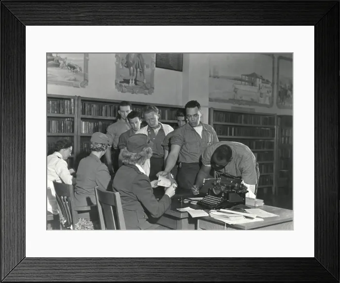Framed Print : San Quentin prisoners applying for wartime employment. San Quentin inmates made hundreds of cable submarine nets as well as multipurpose cargo nets Framed Print : San Quentin prisoners applying for wartime employment. San Quentin inmates made hundreds of cable submarine nets as well as multipurpose cargo nets