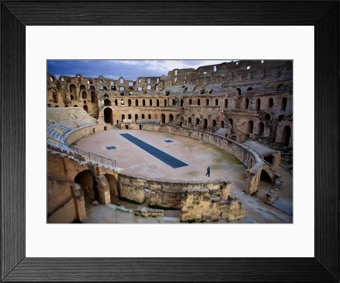 Framed Print : Amphitheatre of El Djem. 238. TUNISIA. El Djem. Roman art. Late Empire. - Lucas Vallecillos / Iberfoto / Everett Collection (447233)**US SALES ONLY**