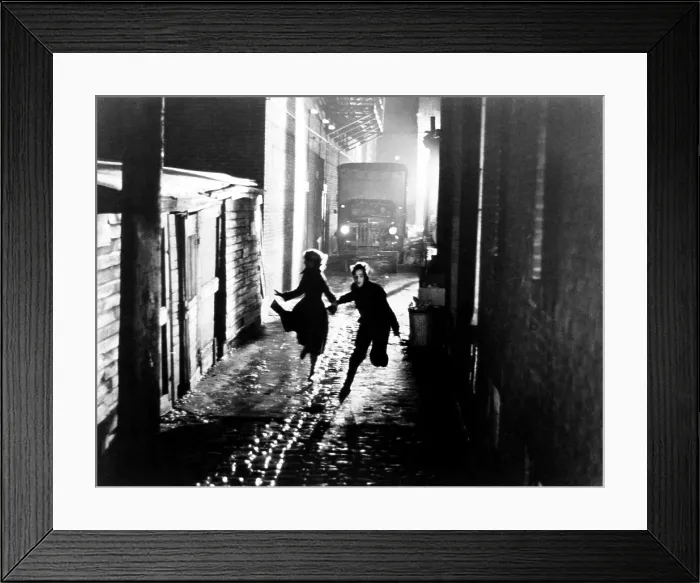 Framed Print : ON THE WATERFRONT, from left, Eva Marie Saint, Marlon Brando, 1954