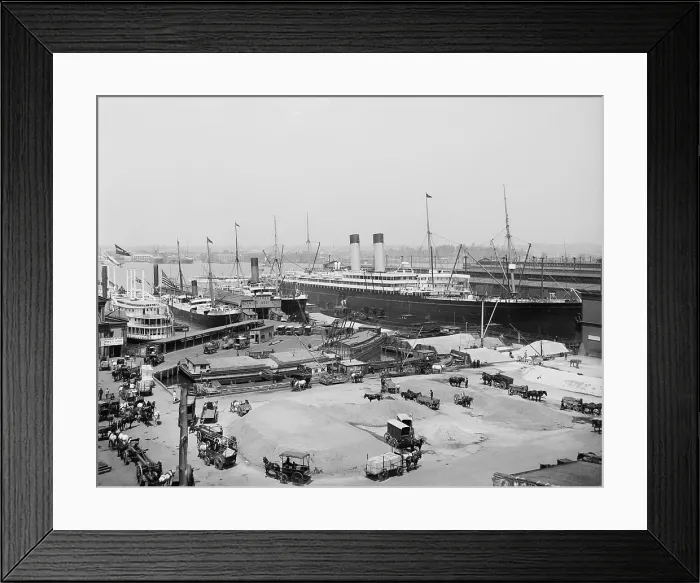 Framed Print : The Ocean Liner BALTIC moored at the White Star Line piers New York ca. 1905. LC-D4-10911 C