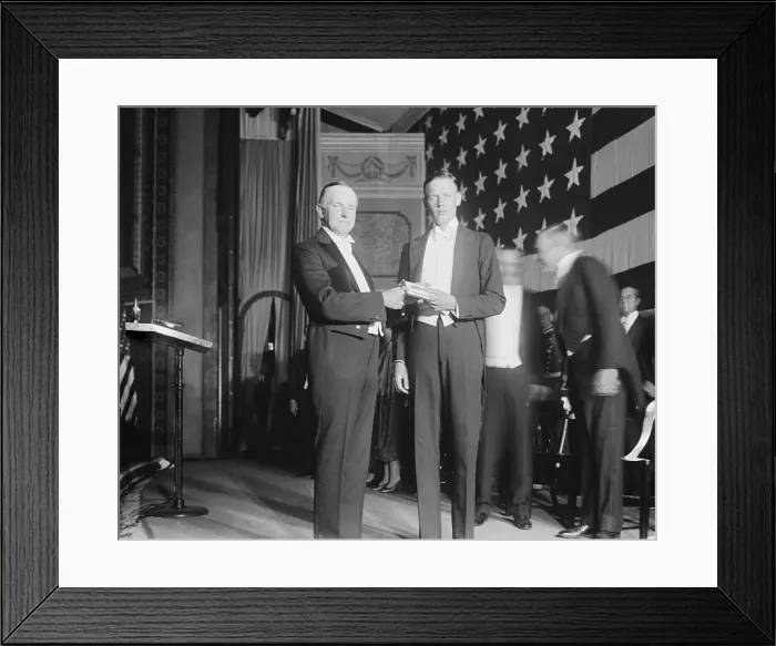 Framed Print : President Calvin Coolidge presents Charles Lindbergh with Congressional Medal of Honor. Nov. 1927. Lindbergh was a Captain in the U.S