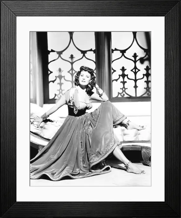 Framed Print : BAGDAD, Maureen O'Hara, 1949