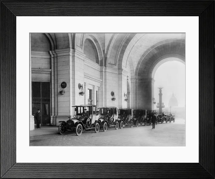 Framed Print : Taxicabs waiting in line for passengers at the new Union Station in Washington D.C. 1914. LC-DIG-hec-03986