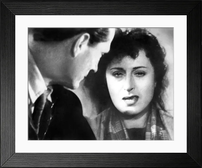 Framed Print : ROME, OPEN CITY, (aka ROMA, CITTA APERTA), Frencesco Grandjacquet, Anna Magnani, 1945 Framed Print : ROME, OPEN CITY, (aka ROMA, CITTA APERTA), Frencesco Grandjacquet, Anna Magnani, 1945