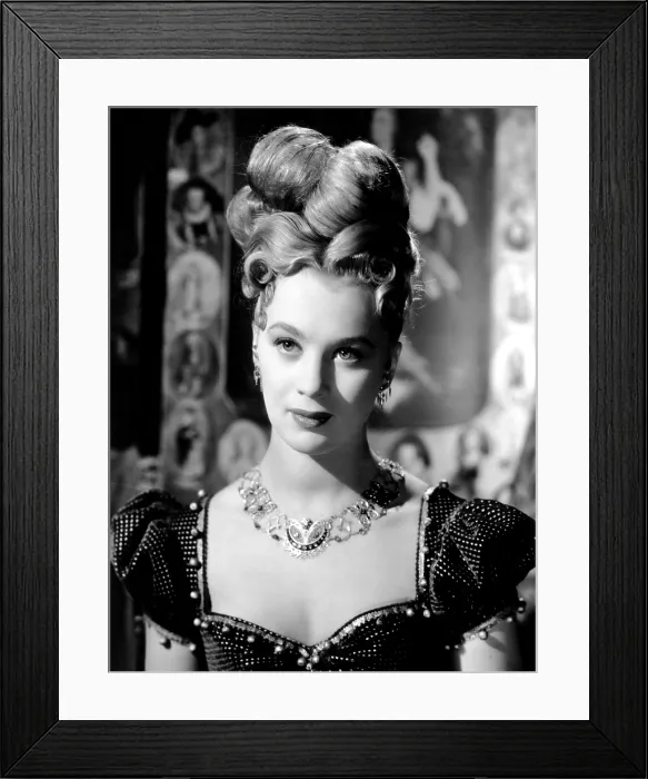 Framed Print : THE BAD LORD BYRON, Mai Zetterling, 1949