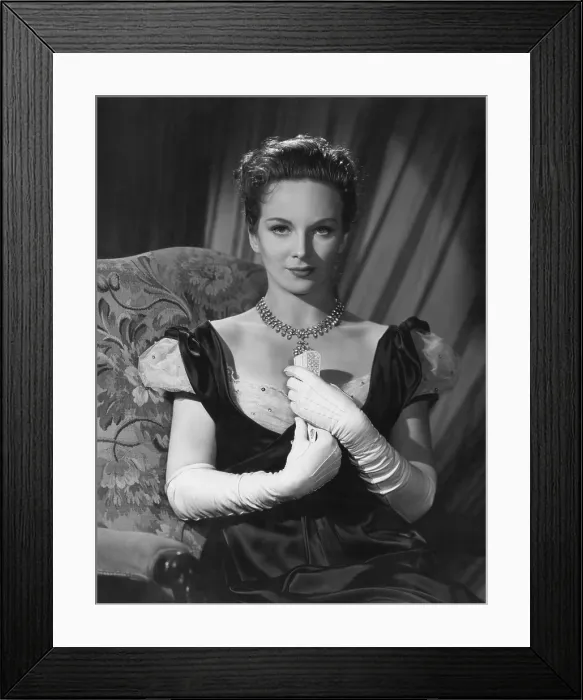 Framed Print : THE BAD LORD BYRON, Joan Greenwood as Lady Caroline Lamb, 1949