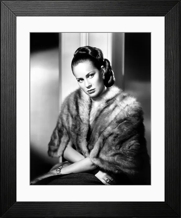 Framed Print : THE PARADINE CASE, Alida Valli, 1947 Framed Print : THE PARADINE CASE, Alida Valli, 1947