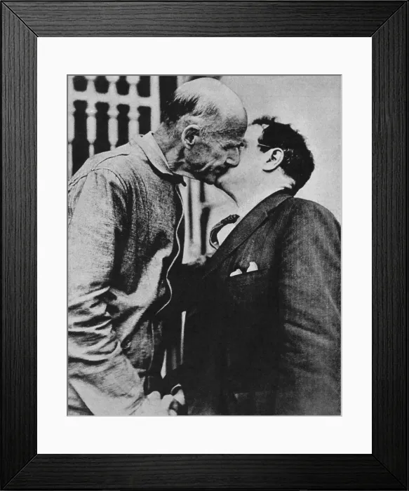 Framed Print : Seymour Stedman, and Eugene Debs shake hands and kiss at Atlanta Federal Penitentiary, 1920 Framed Print : Seymour Stedman, and Eugene Debs shake hands and kiss at Atlanta Federal Penitentiary, 1920