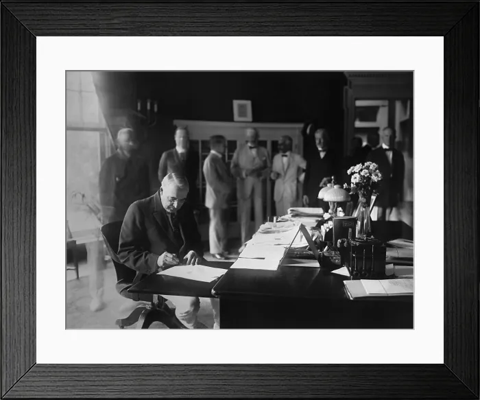 Framed Print : President Warren Harding signing a bill into law, in the White House Oval Office. August 18, 1922. (BSLOC_2015_15_20) Framed Print : President Warren Harding signing a bill into law, in the White House Oval Office. August 18, 1922. (BSLOC_2015_15_20)