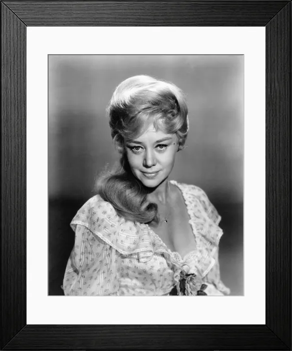 Framed Print : PAPA'S DELICATE CONDITION, Glynis Johns, 1963