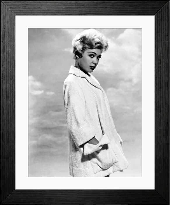 Framed Print : A SUMMER PLACE, Sandra Dee, 1959
