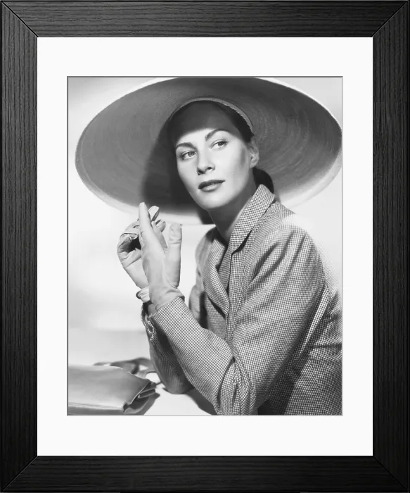 Framed Print : THE PARADINE CASE, Alida Valli, 1947