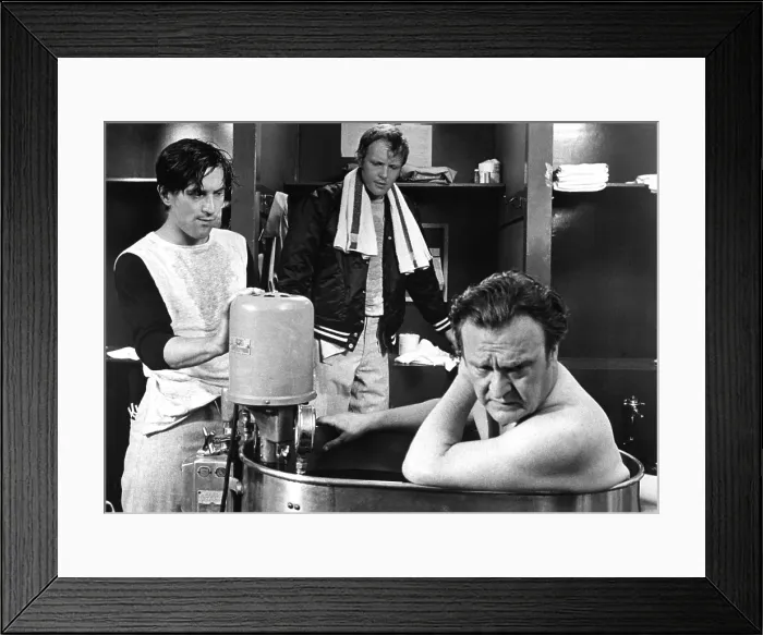 Framed Print : BANG THE DRUM SLOWLY, Robert De Niro, Michael Moriarty, Vincent Gardenia, 1973