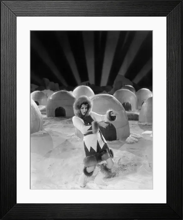 Framed Print : SUNNYSIDE UP, Sharon Lynn, 1929, TM and copyright 20th Century Fox Film Corp. All rights reserved / Courtesy: Everett Collection Framed Print : SUNNYSIDE UP, Sharon Lynn, 1929, TM and copyright 20th Century Fox Film Corp. All rights reserved / Courtesy: Everett Collection