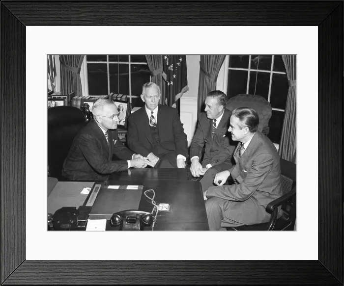 Framed Print : Truman confers with advisors regarding Marshall Plan, Nov. 29, 1948. L-R: Harry Truman, Sec. of State George Marshall, Paul Hoffmann, and Averell Harriman