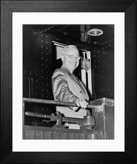 Framed Print : President Harry Truman during his whistle stop campaign in 1948. - (BSLOC_2014_15_52)