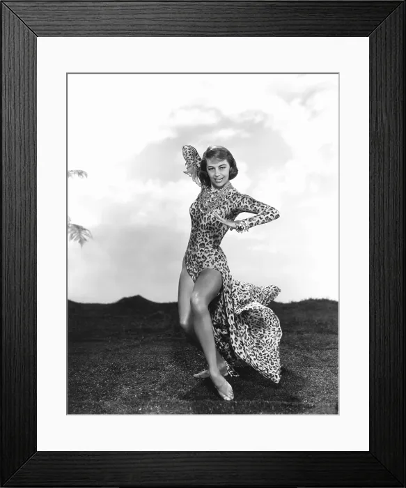 Framed Print : PARTY GIRL, Cyd Charisse, 1958 Framed Print : PARTY GIRL, Cyd Charisse, 1958
