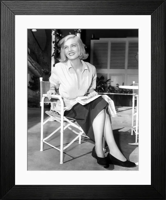 Framed Print : PAID IN FULL, Lizabeth Scott, on-set, 1950 Framed Print : PAID IN FULL, Lizabeth Scott, on-set, 1950