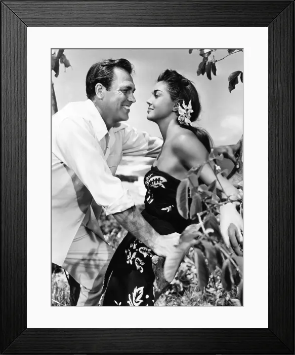 Framed Print : PAGAN LOVE SONG, from left: Howard Keel, Esther Williams, 1950