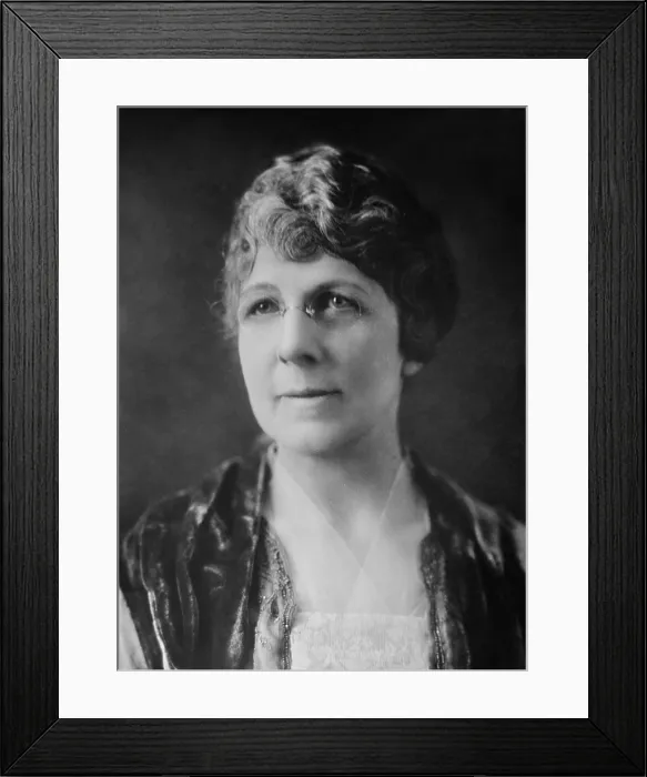 Framed Print : Florence Kling Harding, ambitious wife of Senator Warren Harding of Ohio. She was an influential advisor to her husband, who was U.S. President from 1921-23