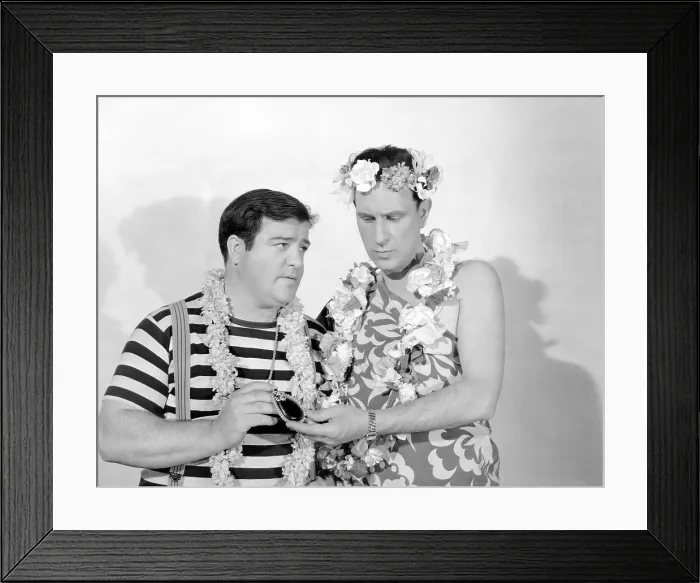 Framed Print : PARDON MY SARONG, Lou Costello, Bud Abbott [Abbott and Costello], 1942