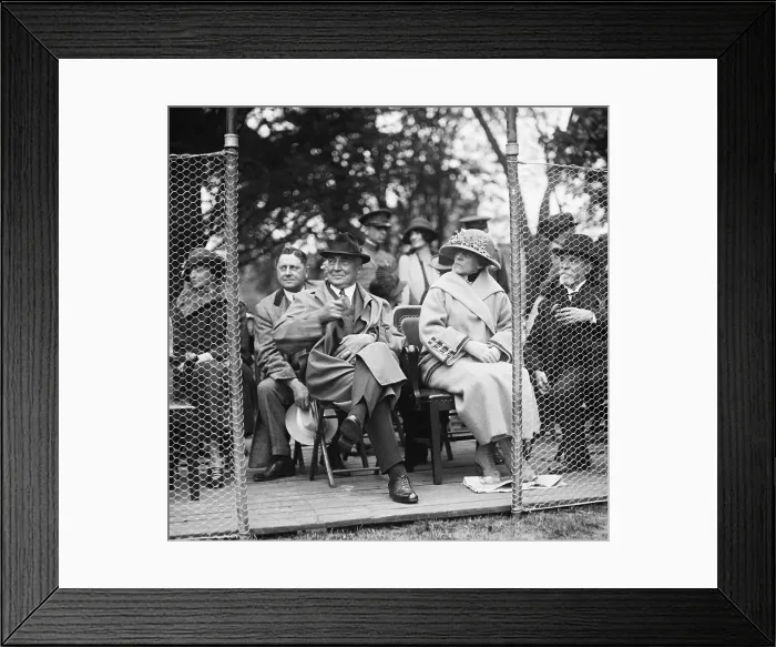 Framed Print : President Warren Harding and First Lady watching a tennis match on the White House courts. The match featured Manuel Alonso of Spain and William Tilden. May 1923