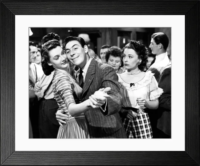 Framed Print : PASSPORT TO PIMLICO, Barbara Murray, John Slater, Jane Hylton, 1949 Framed Print : PASSPORT TO PIMLICO, Barbara Murray, John Slater, Jane Hylton, 1949