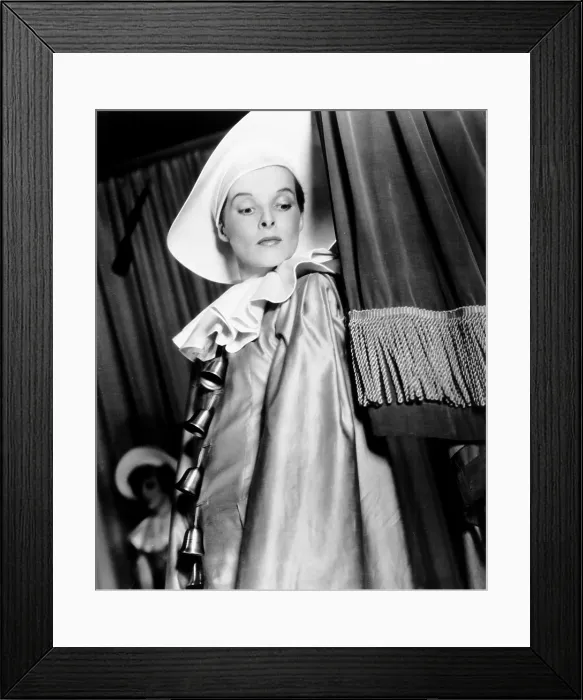 Framed Print : SYLVIA SCARLETT, Katharine Hepburn, 1935
